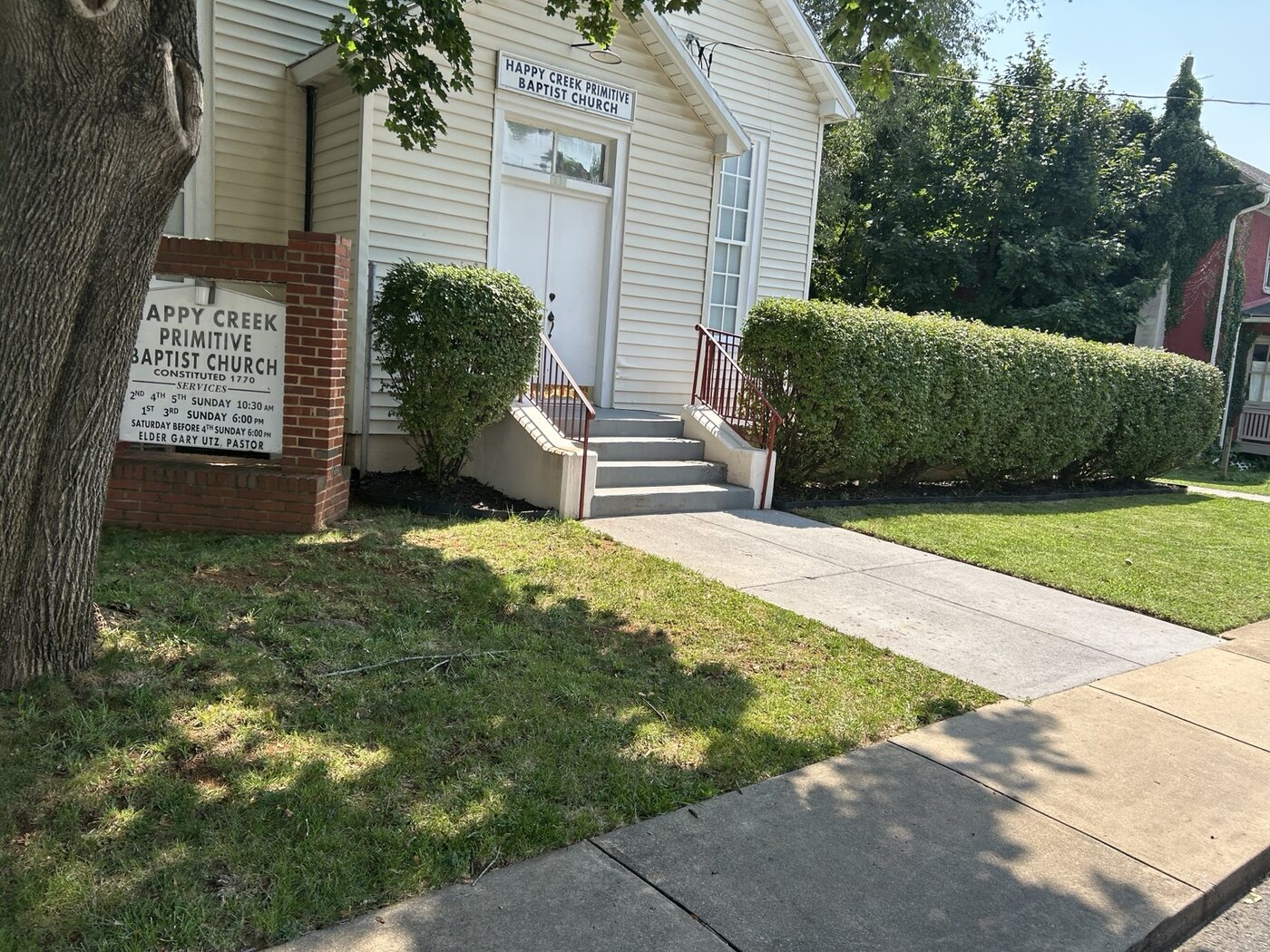 Happy Creek Primitive Baptist Church grounds